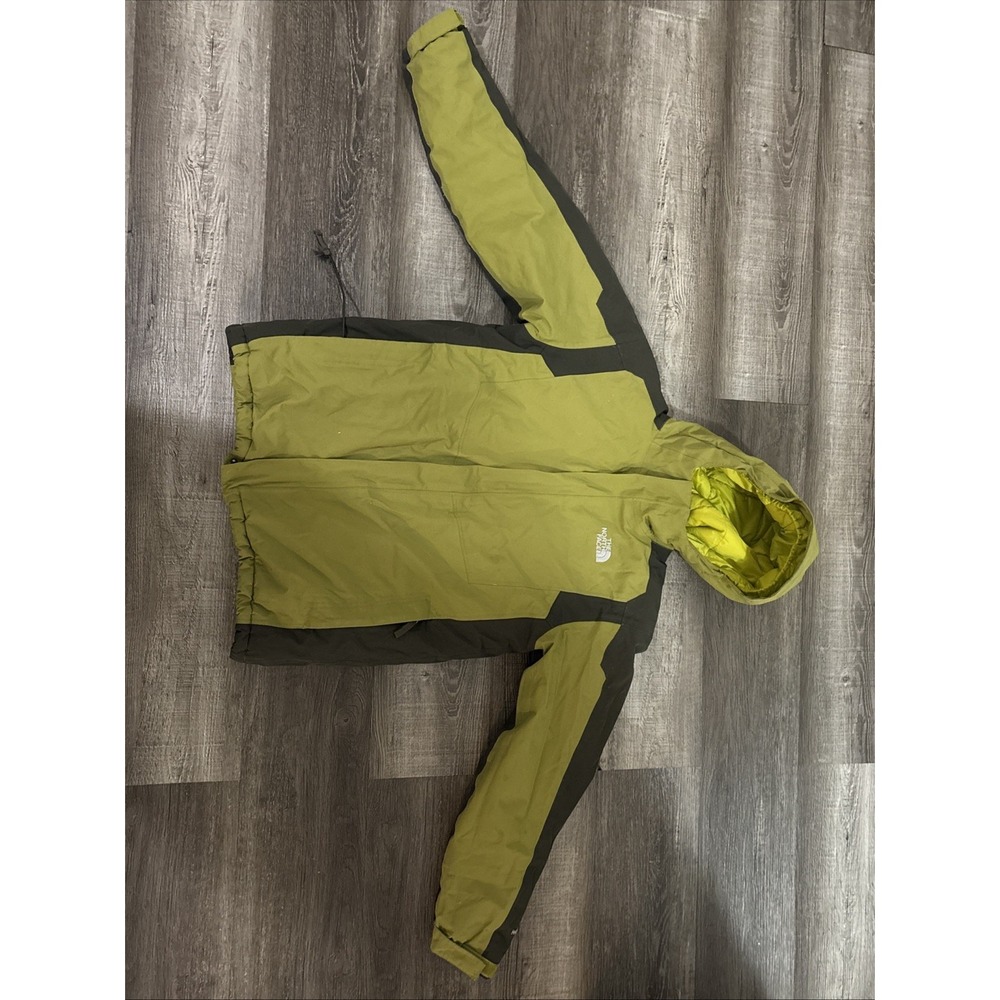 The North Face Resolve HyVent Rain Jacket Mens XL Green Hooded Waterproof Coat
